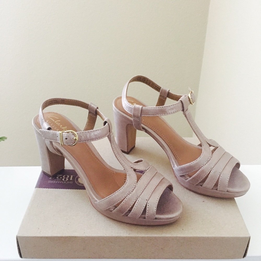 Brand New clarks sandals